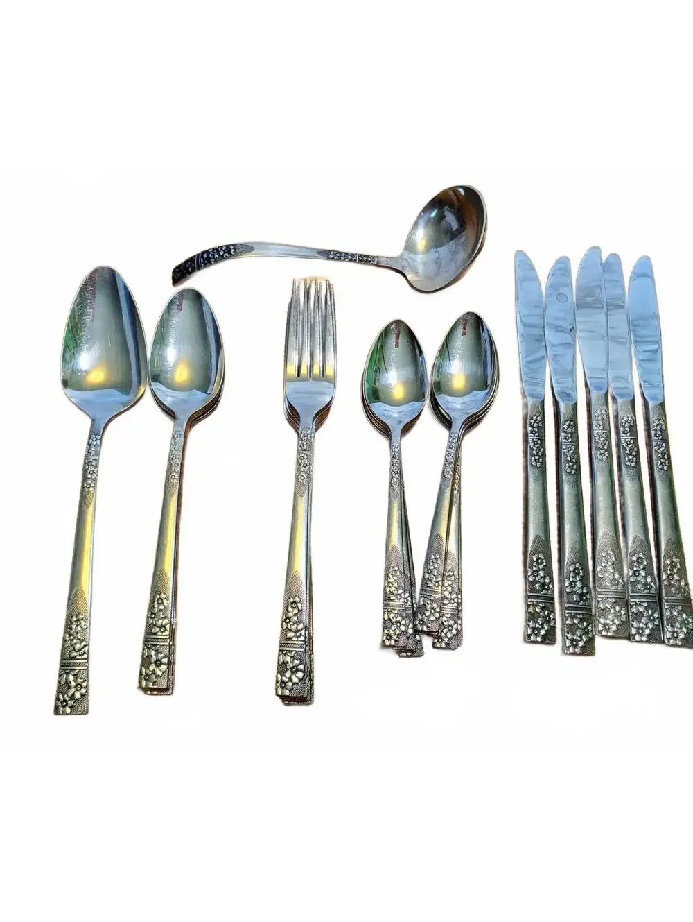 Floral Elegance, 27 pc, oneida stainless steel flatware, international silver CO